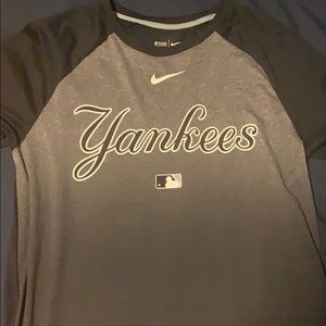 Yankees 3/4 sleeve tee